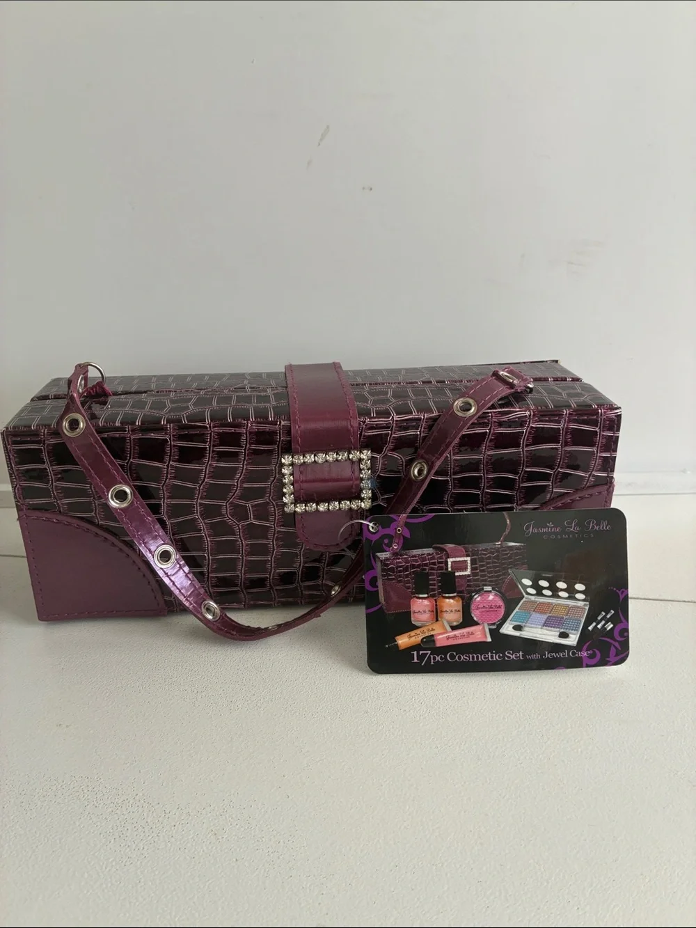 Jamila la Bella 17 piece